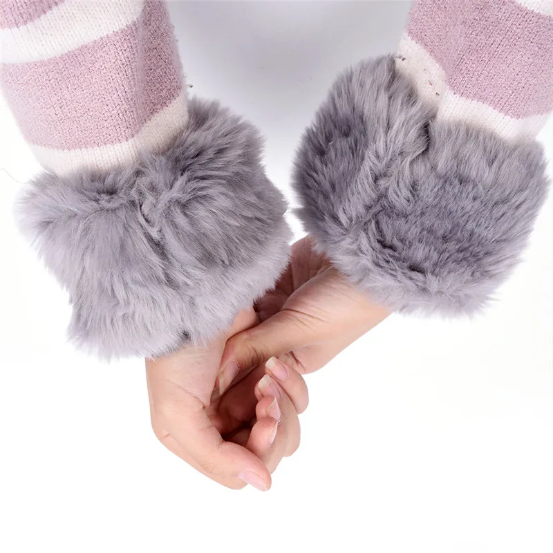 

1Pair Faux Fur Windproof Arm Warm Sleeves Women Winter Wrist Warmer Oversleeve Wristbands