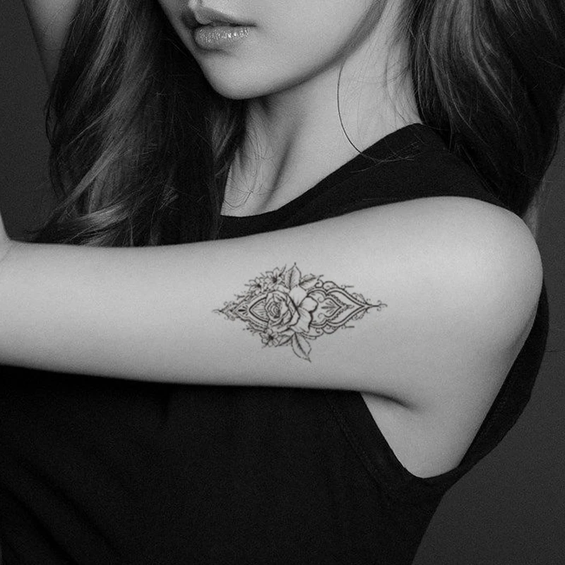 

Plain Flowers Waterproof Temporary Tattoo Sticker Black Rose Jewelry Totem Fake Tattoos Flash Tatoos Arm Body Art for Women Men
