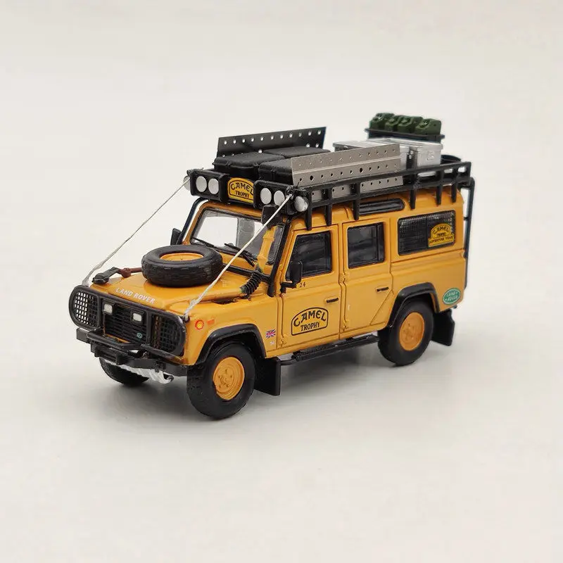 Мастер 1:64 для игрушечных автомобилей Defender 110 литье под давлением с оранжевой