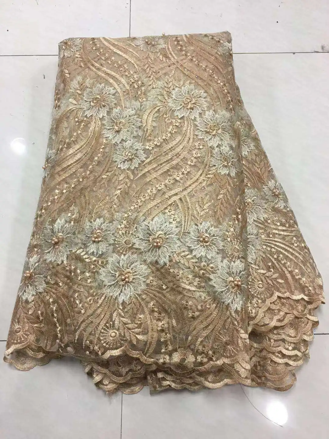 Новый дизайн 2019 лидер продаж нигерийская кружевная ткань модное Африканское