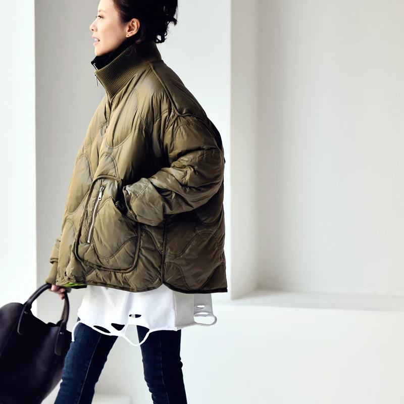 

MICOCO Y9960C Korean fashion embossed big pocket asymmetrical loose joker stand collar handsome down jacket