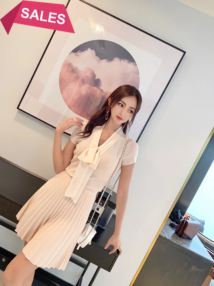 

knitting suit skirt silk stitching bow top slim pleated skirt