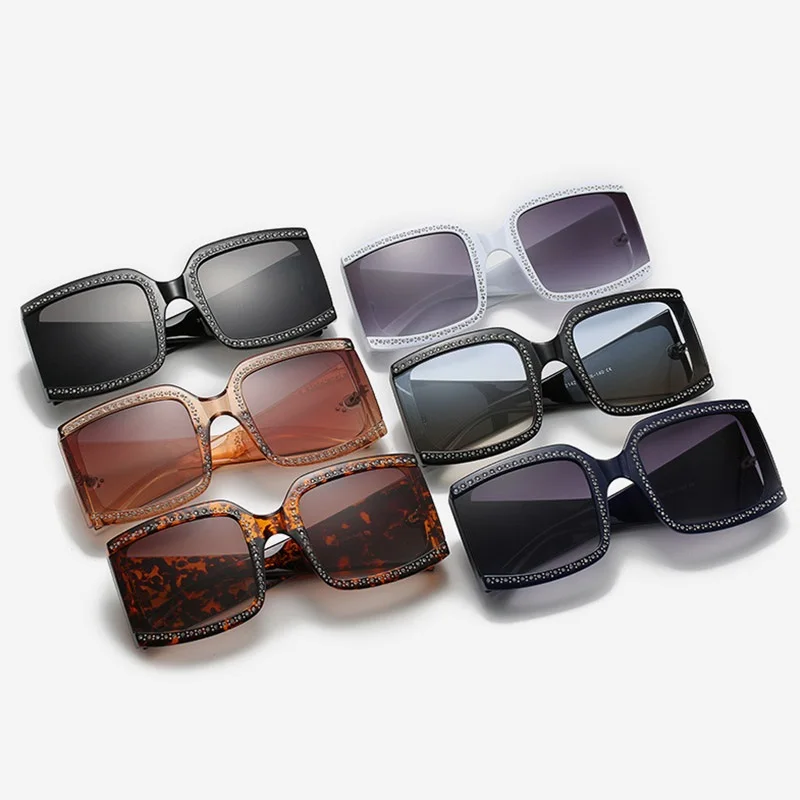 

New Model Square Diamond Sunglasses Women Luxury Brand Oversized Rhinestone Sun Glasses For Female Black Shield Eyewear Ins Hot