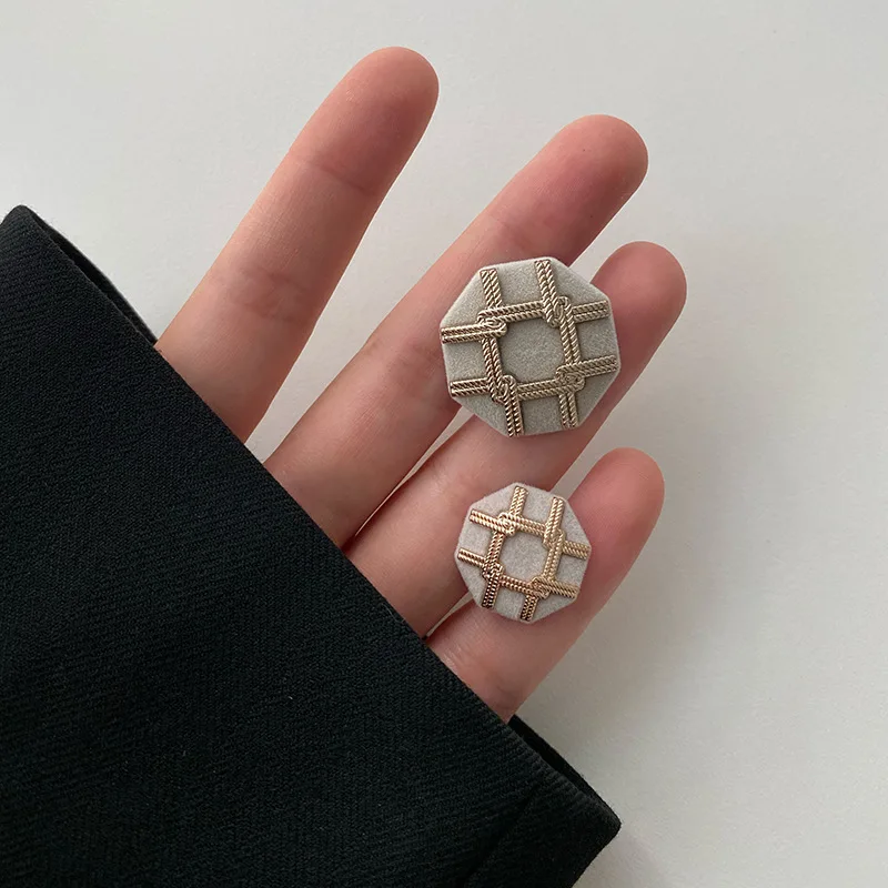 Модные декоративные пуговицы для женского костюма свитера зимние 18/23/25 мм