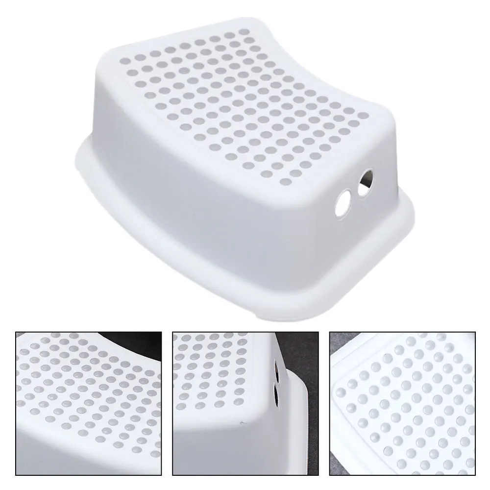 

Anti Step Stool Children Bathroom Foot Stool Bath Toilet Stool for Home (White)