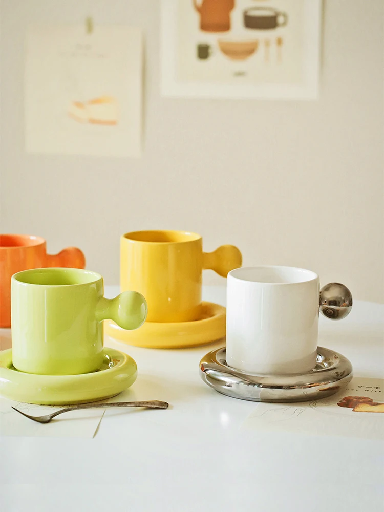 

Креативная Минималистичная кофейная чашка для послеобеденного чая, керамическая кофейная чашка в скандинавском стиле и блюдце, посуда для ...