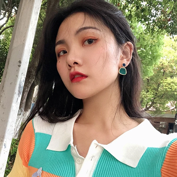 2019 корейские желтые синие ассиметричные серьги милые маленькие гвоздики для