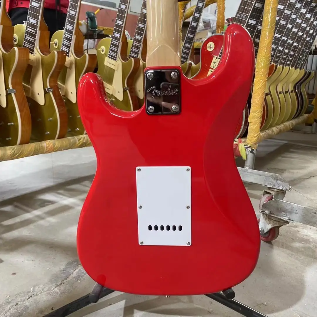 Электрогитара Strat красный корпус из липы панель для пальцев розового дерева