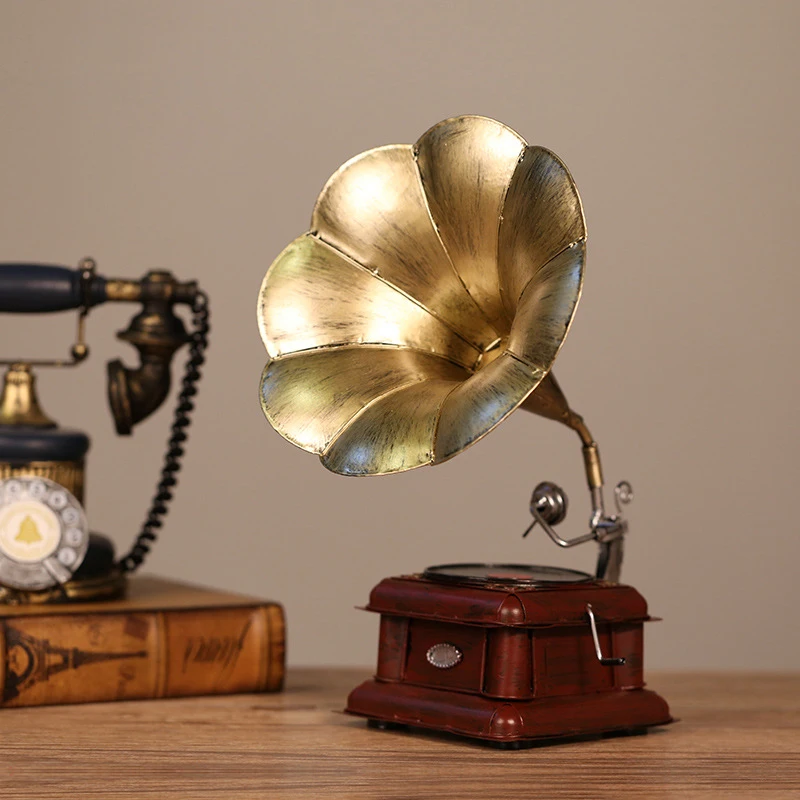 Винтажная металлическая фигурка граммофона креативная с записью современного