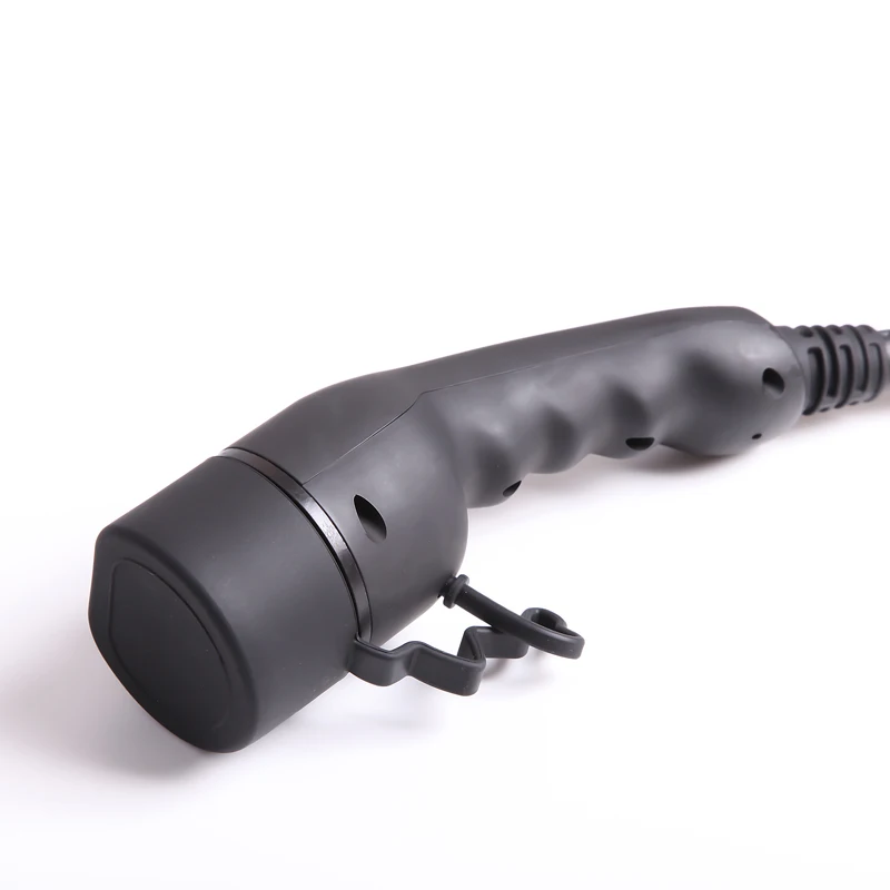 

TUV IEC62196 Type 2 to Type 2 EV Charging Cable 16A 1Phase 3.7KW For Electric Vehicle Station