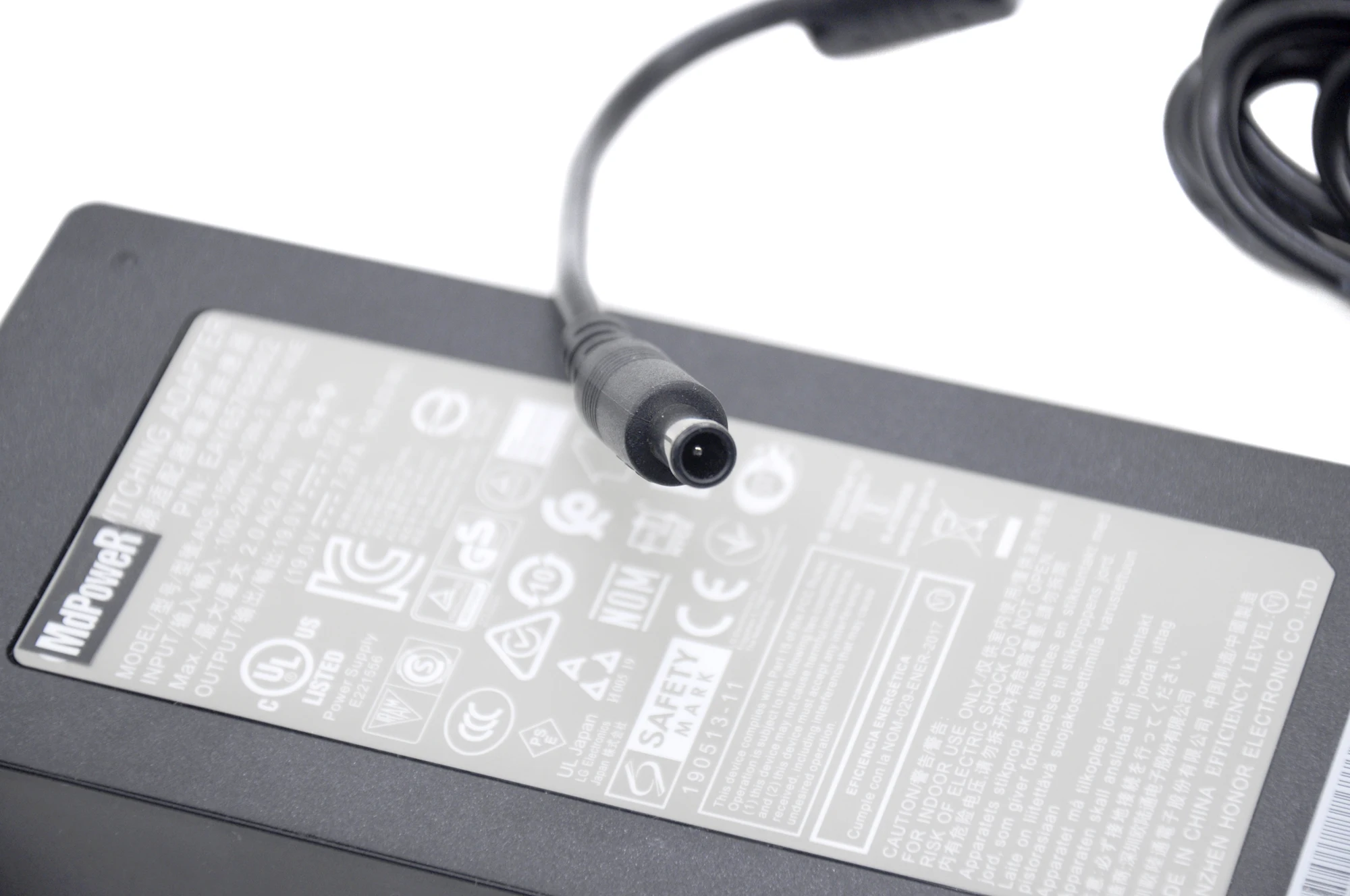 

new Original FOR LG 19V-7.37A A16-140P1A AC adapter Power supply Charger cord