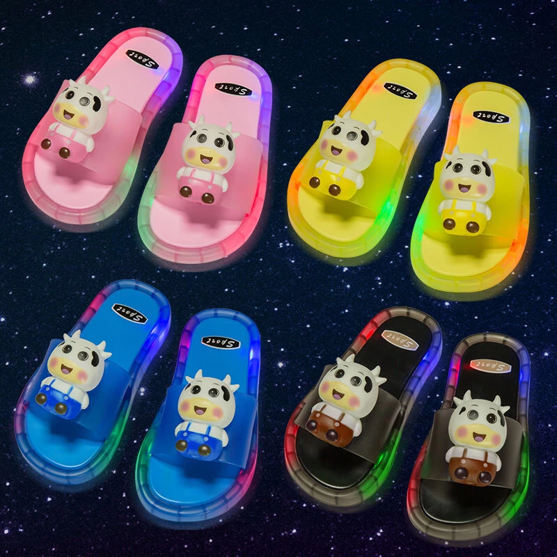 

2022 Footwear Luminous Jelly Summer Children's LED Slipper Girls Slippers PVC Non-slip Beach Sandals Kids Home Bathroom Cattle