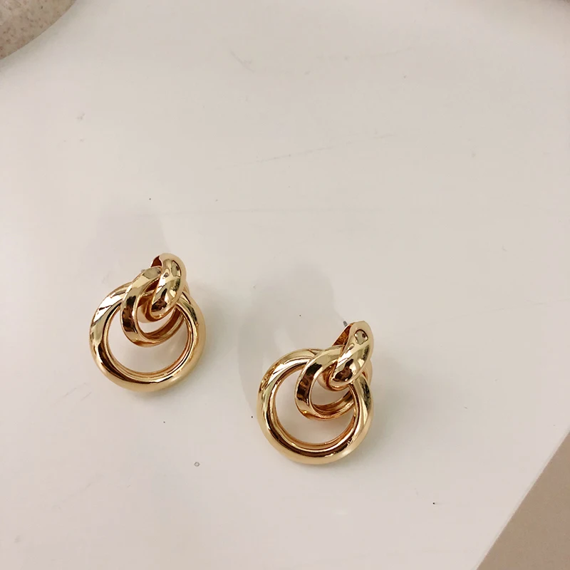 

Punk Knotted Geometric Metal Twisted Earrings For Women Hollow Double Circle Statement Earrings Fashion Party Jewelry Gift 2020