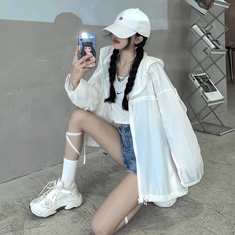 

GOOHOJIO 2021 Summer New Breathable Clothing Women Outdoor Riding Clothing Blouse for Ladies Anti-UV Sun Protection Female Tops