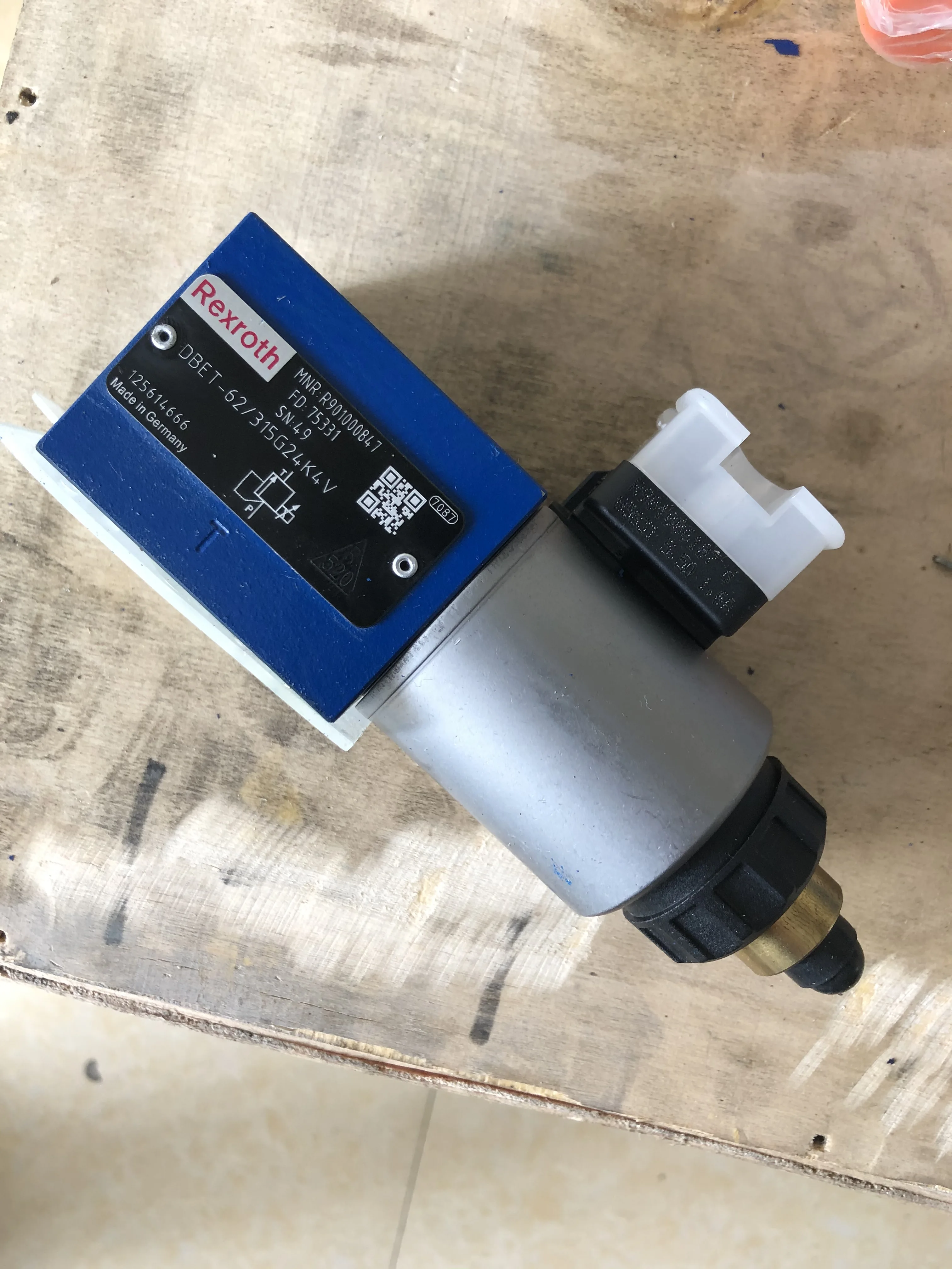 Электромагнитный клапан Rexroth мпш: R901000847 DBET 62/315G24K4V R901000845 6X/100G24K4V 62/100G24K4V