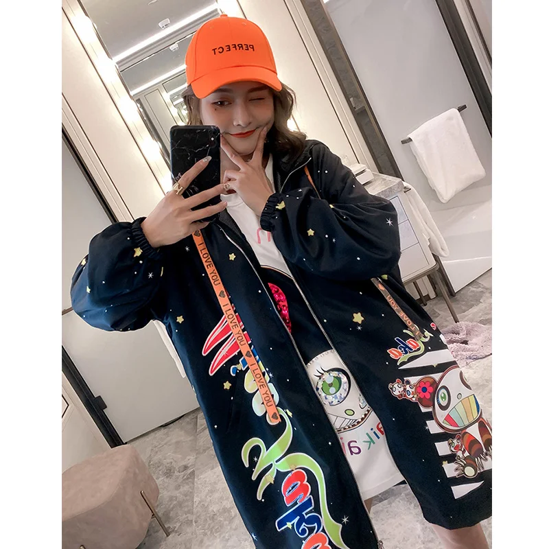 2020 осеннее шикарное пальто с модным мультяшным принтом женские