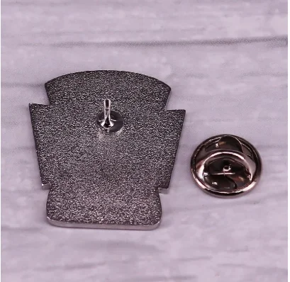 Веселая эмалированная булавка для томатов с Иисусом кетчупом новый дизайн