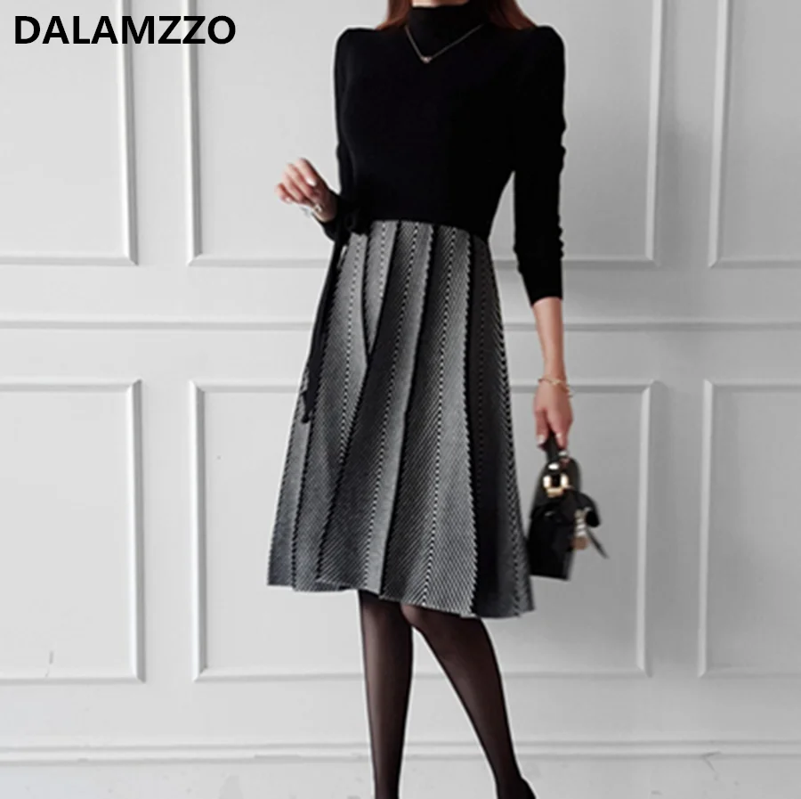 Женское трикотажное Хлопковое платье трапециевидной формы с принтом и