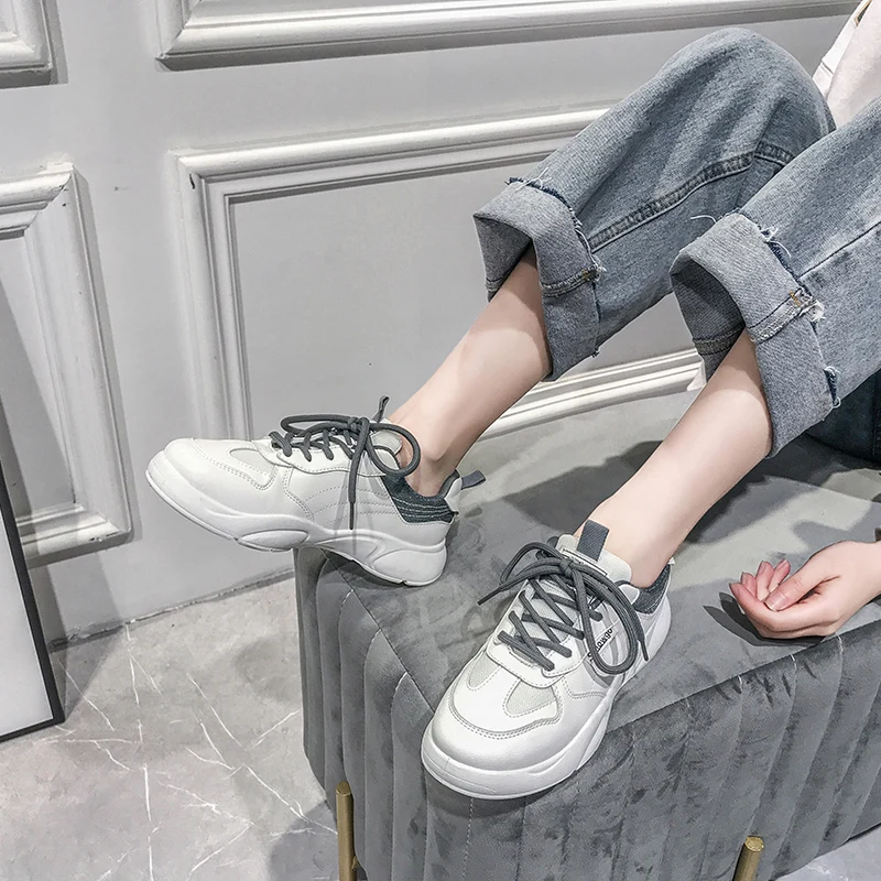 Small white shoes 2021 summer new net flat bottom Korean leisure single shoes sports father and fashion shoes woman