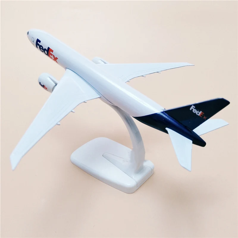 20cm FedEx Cargo Logistics Boeing B777 Aircraft Model Decoration Souvenir Airplane Diecast Toy for Kids Gifts Collection |