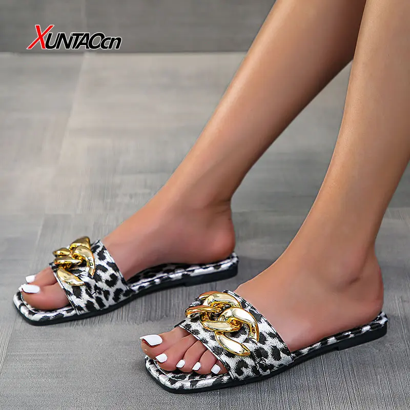 

Big Size Low Shoes Square Toe Rivet Summer Clogs Woman Ladies' Slippers Pantofle Beach 2021 Flat Basic Fabric Slides Metal Decor