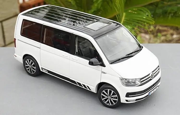 Классическая Подлинная модель автомобиля 1:18 NZG VW T6 Multivan литая металлическая MPV с