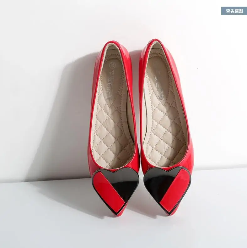 Обувь на плоской подошве с острым носком новинка 2019 большие размеры 41 42 43 тонкие