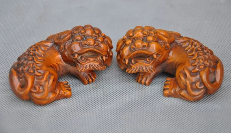 

wedding decoration wedding decoration Rare Old Chinese Boxwood wood Hand-carved fengshui foo dog lion statue pair