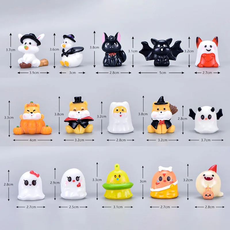 Милый миниатюрный кукольный домик с призраком ведьмой летучей мышью тыквой