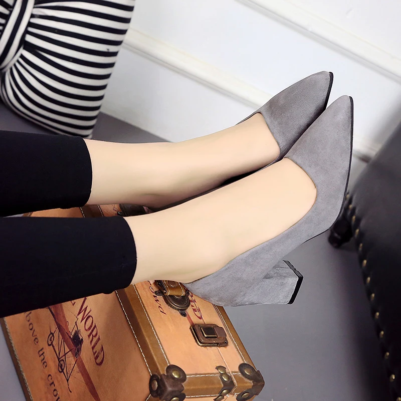 Замшевые женские туфли с острым носком на высоком каблуке Модные пикантные