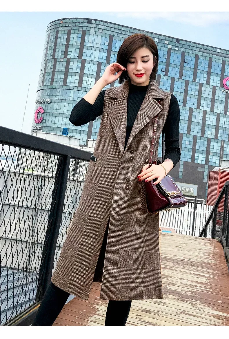 

Women Long Plaid Woolen Vest Large Size Sleeveless Coat