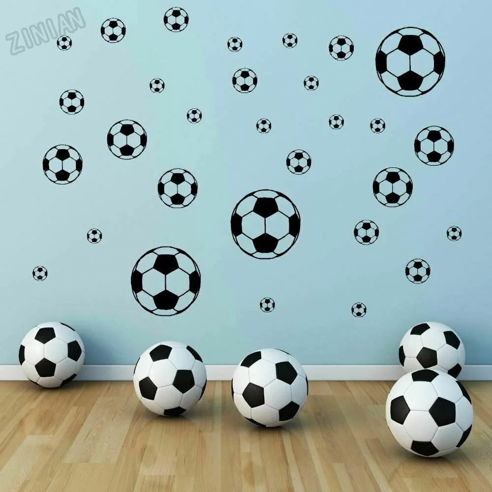 

30/set Football Wall Decals Art Kids Room Adornment Vinyl Removable Sticker Boy Room 4 Different Sizes Soccer Decoration Y210