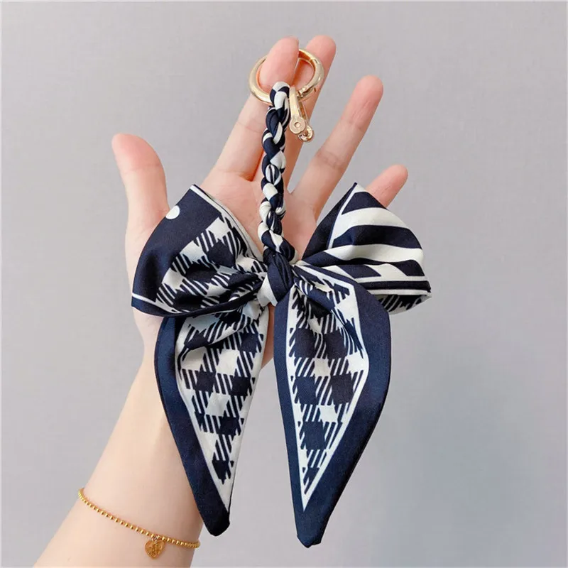 

New Color Scheme Silk Scarf Keychains Bag Pendant Clasp Car Key Chain Anti Lost Ribbon Bow Accessories Key Rings Woman Girl Gift