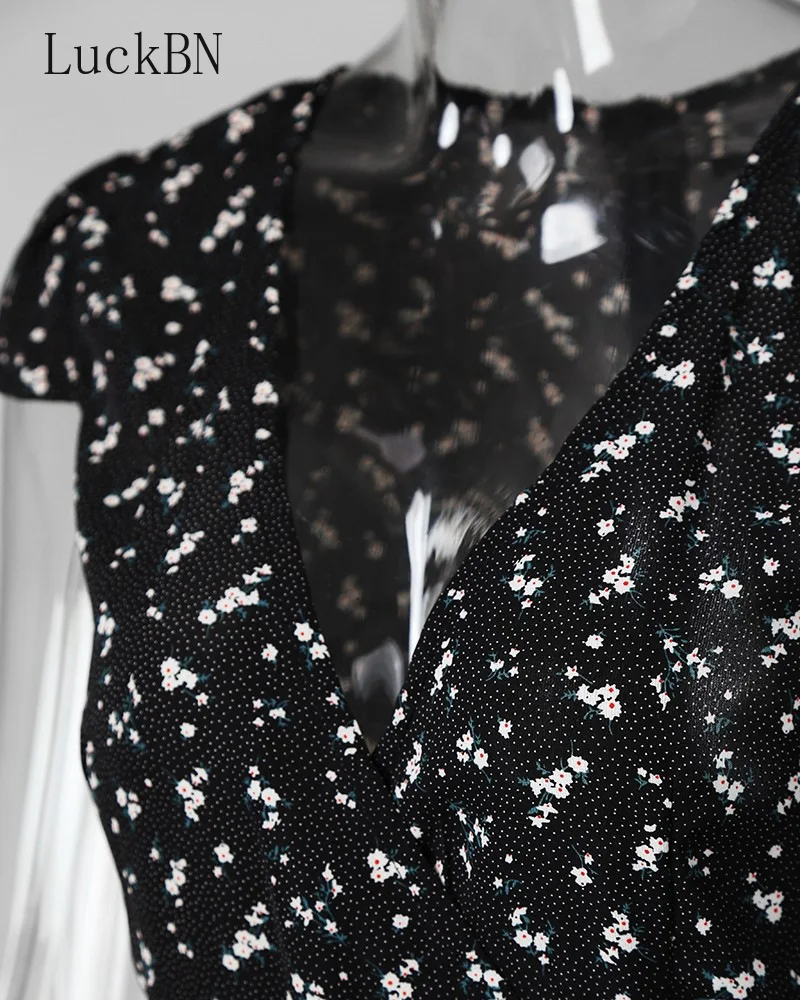 

2021 Spring New Waist Dress Female Casual Short-sleeved V-neck Floral Dress Female Summer Vacation Style Dress Vestido De Mujer