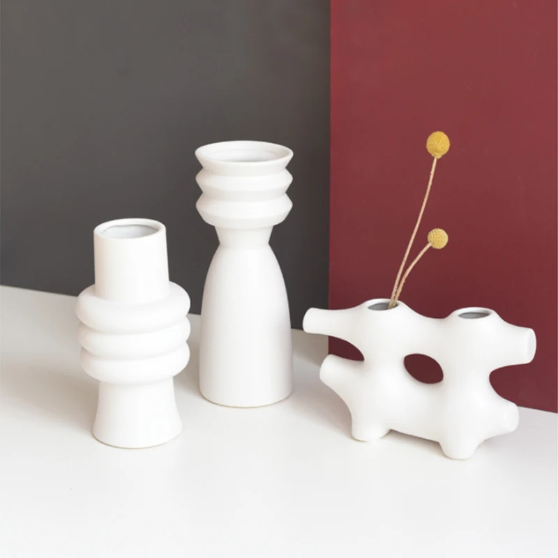 

Nordic Creative Ceramic Black And White Vase Sculpture Decoration Living Room Bedroom TV Cabinet Desktop Home Decor Ornaments