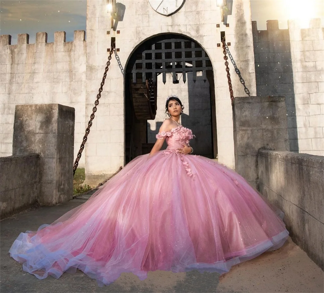 

Розовое милое платье 16 Quinceanera 2022 бальное платье из тюля с цветочной аппликацией с открытыми плечами на шнуровке платья xv года