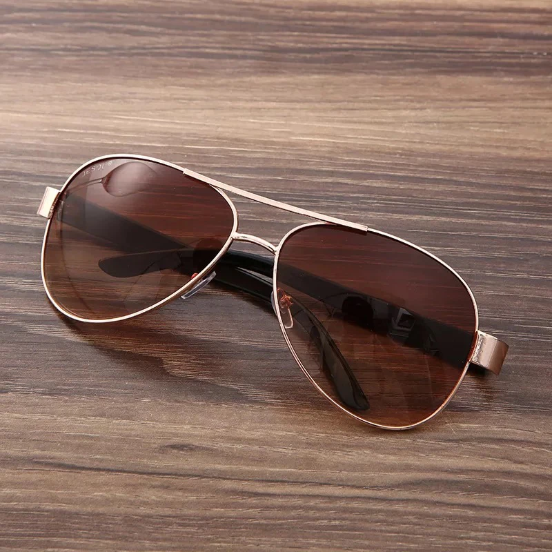 Высококачественные мужские часы в комплекте кварцевые наручные с кожаным