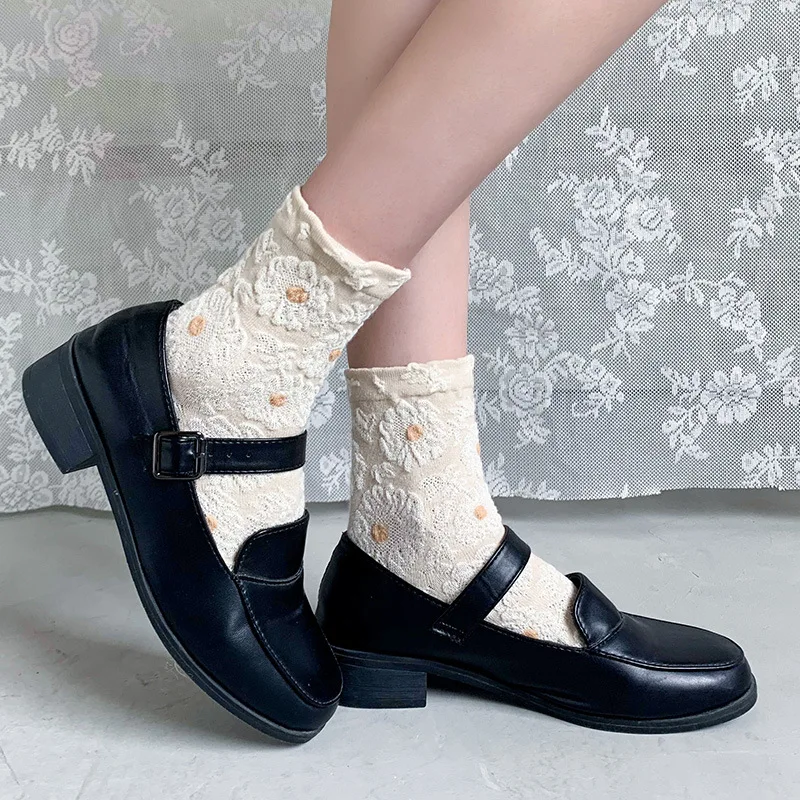 Ankle Socks Women Round Toe Autumn Medium Tube Thin Japanese Style Three-dimensional Flower Jacquard Cotton Socks Pink