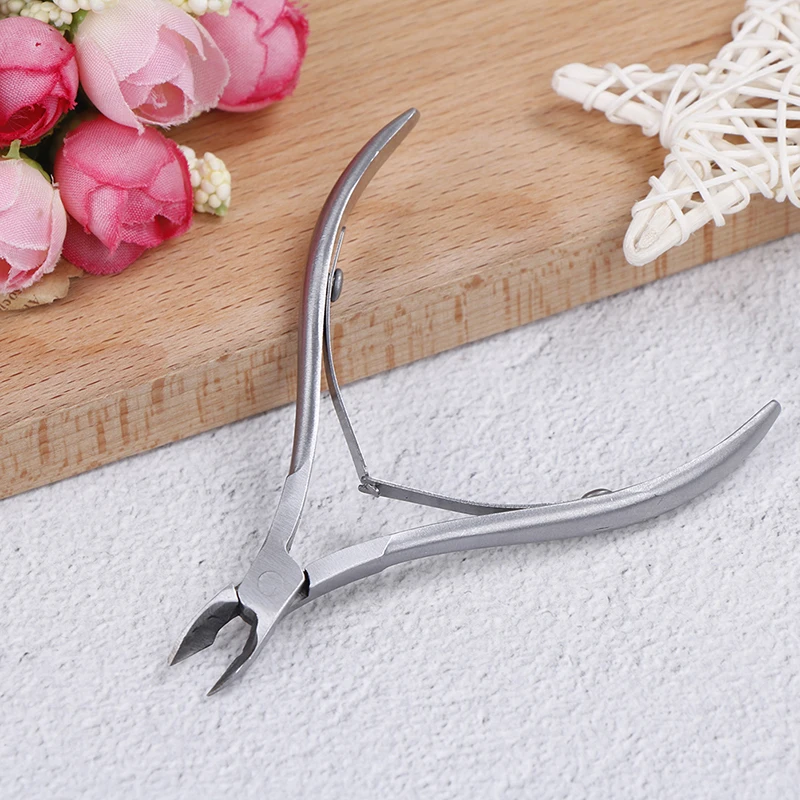 

Nail Art Cuticle Nipper Cutter Clipper Manicure Pedicure Stainless Steel Nail Clippers Manicure Tools
