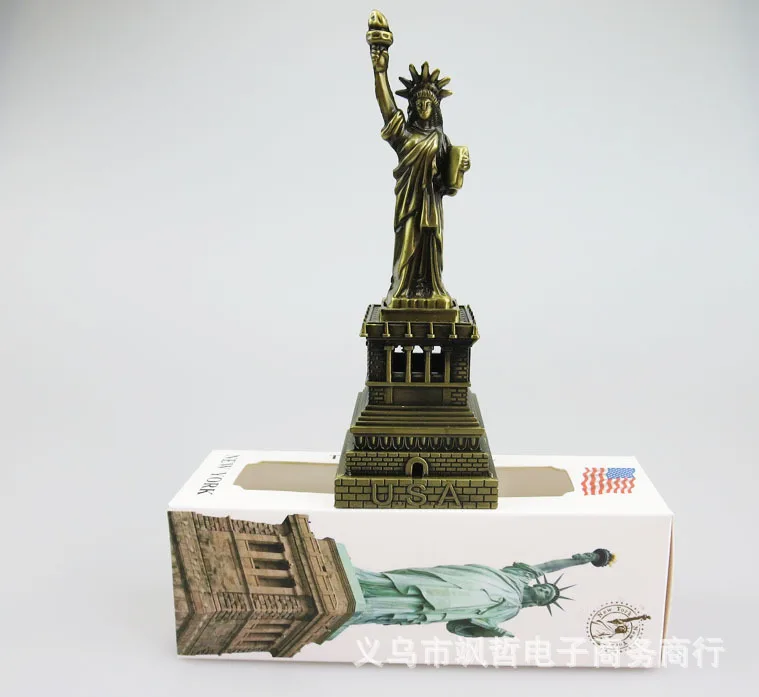 

American Statue of Liberty Metal Crafts Travel Souvenir Vintage Toy Decoration Diecast Building Alloy Toys for Children Adults