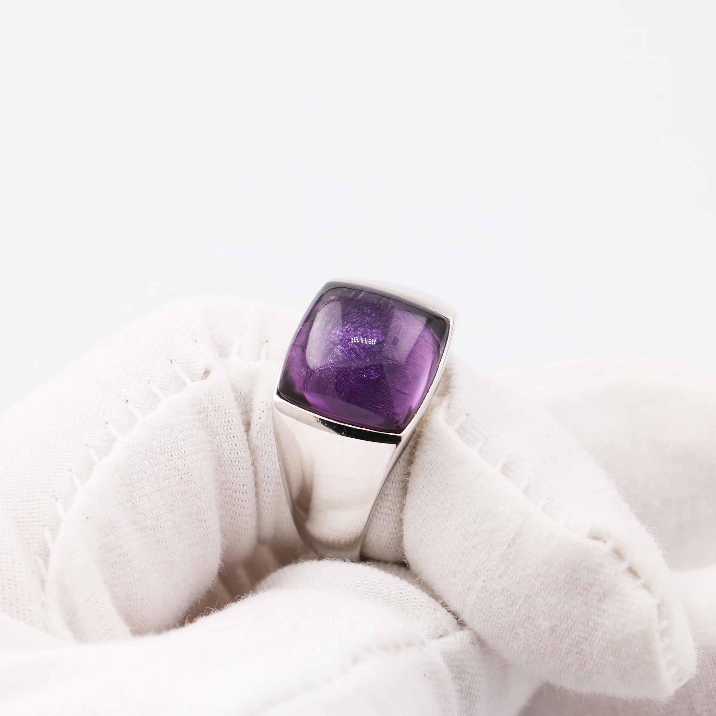 Серебряное кольцо с аметистом для мужчин