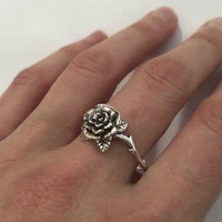 vintage ancient silver color flower floral shaped female ring for women party jewelry accessories size 6 10