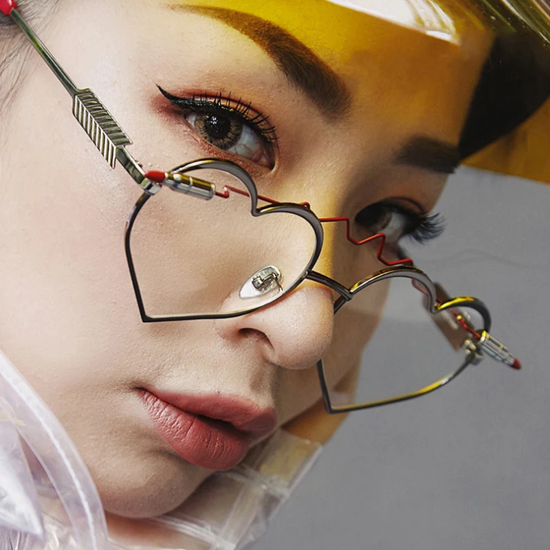 

Red Bullet Heart Shape Sunglasses Women Gothic Cute Shades UV400 Vintage Glasses