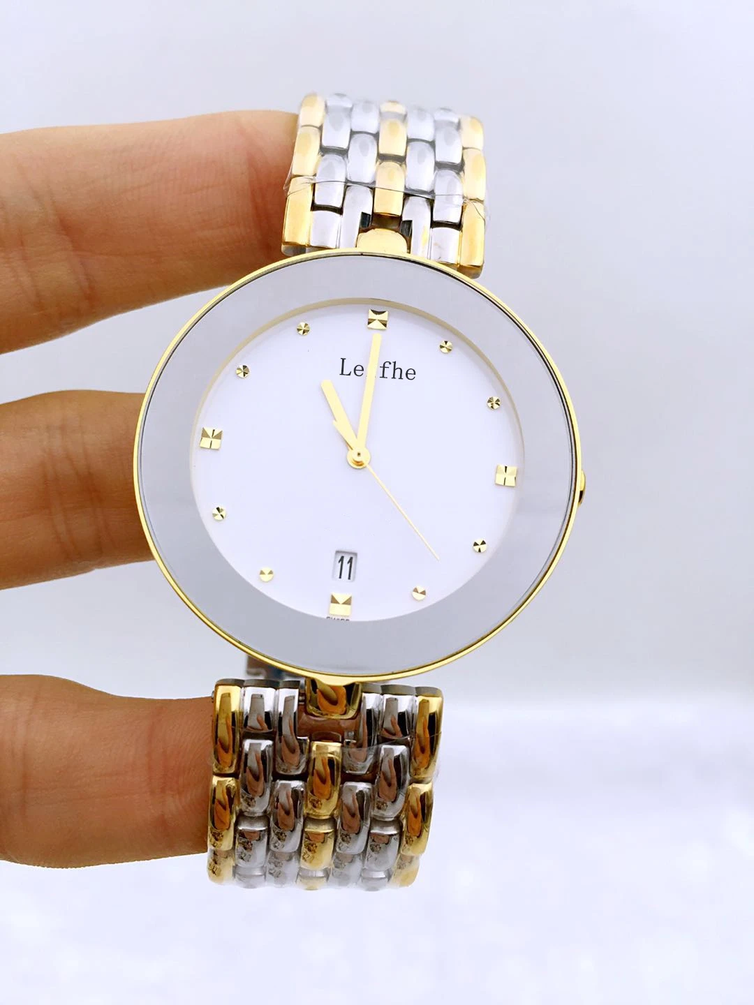 

Fashion Diamond Couple Watch Stainless Steel Strap Butterfly Clasp Quartz Watches Black Clock Relogio Feminino