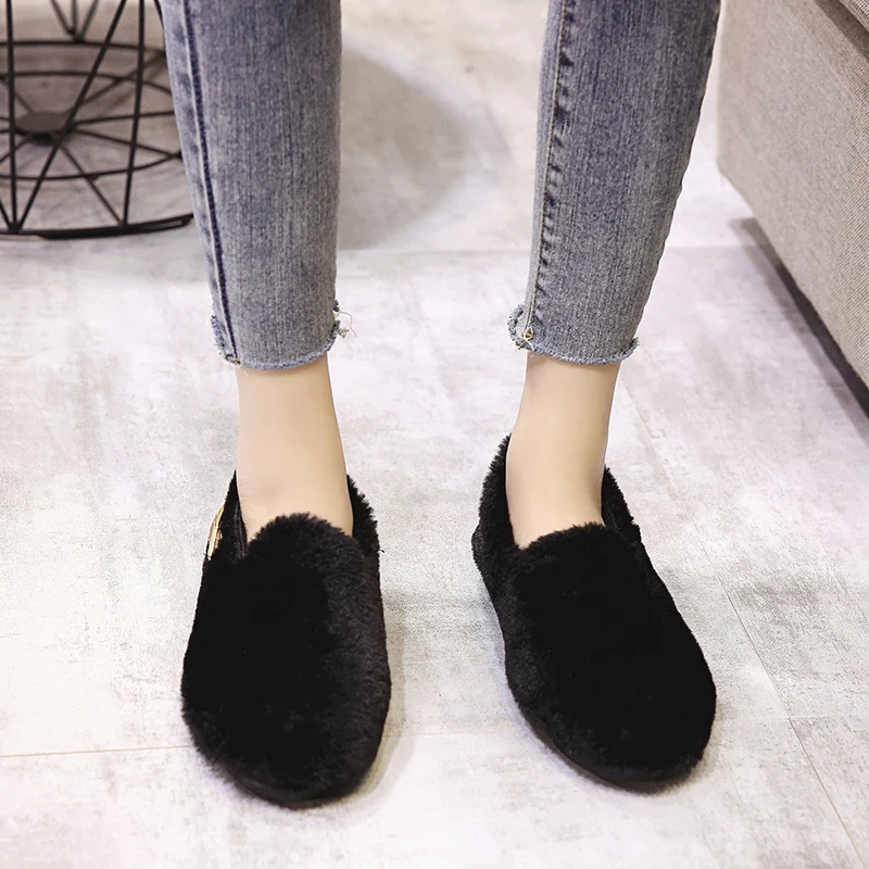 

New Slip on Women Flats Shoes Warm Plush Loafers Plus Size Solid Color Buckle Flat Shoes Woman Flats Comfortable Ladies Shoes