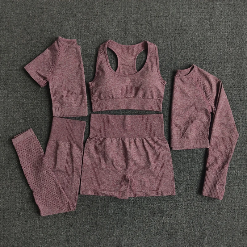 

Sportswear & Accessories