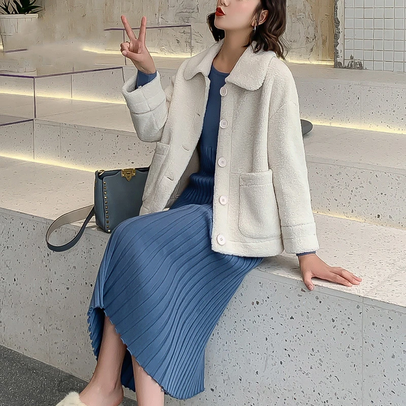 

amb wool coat 2020 autumn and winter new casual fashion short Korean loose and comfortable fur one-piece ladies lamb wool coat