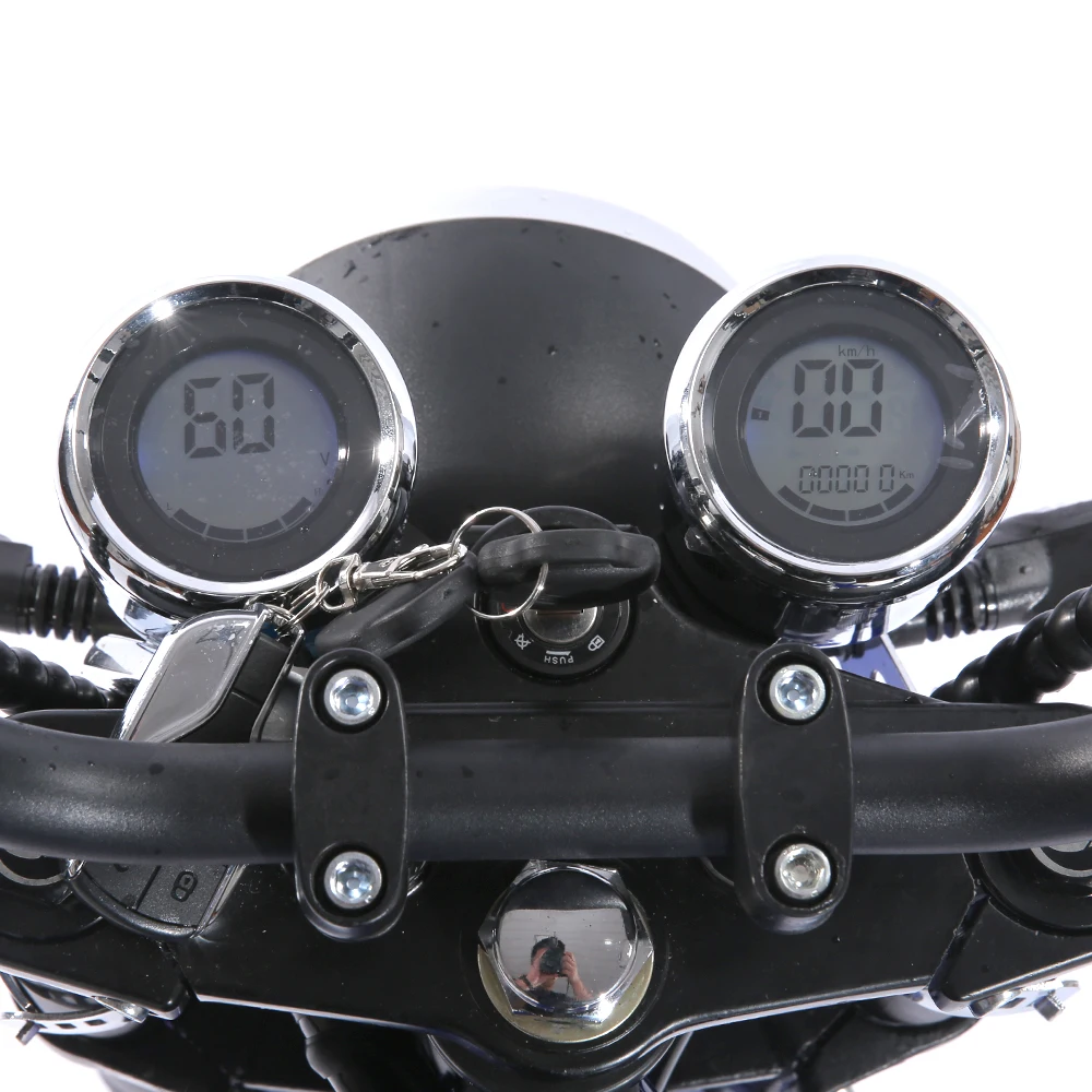 Широкие двухколесные шины 2000 Вт с сертификатом EEC Электрический скутер