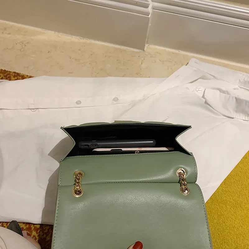 

White Hand Bag Woman Leather Plaid Lock Shoulder Crossbody Bag Female Chain Strap Flap Designer Purses Handbags Grand Sac Femme