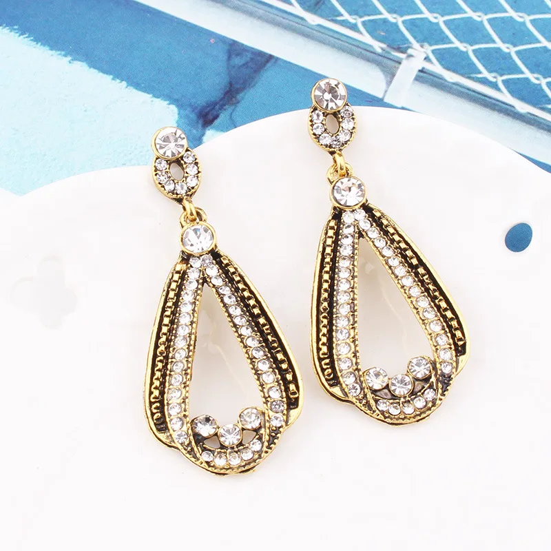 

2020 New Fashion Exaggerated Blue Crystal Chain Dangle Earrings Women Personality Statement Drop Earrings Christmas Gifts